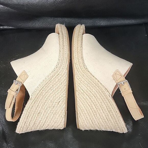 TOMS MONICA NATURAL WEDGE HEEL, SIZE 10 - Picture 8 of 13